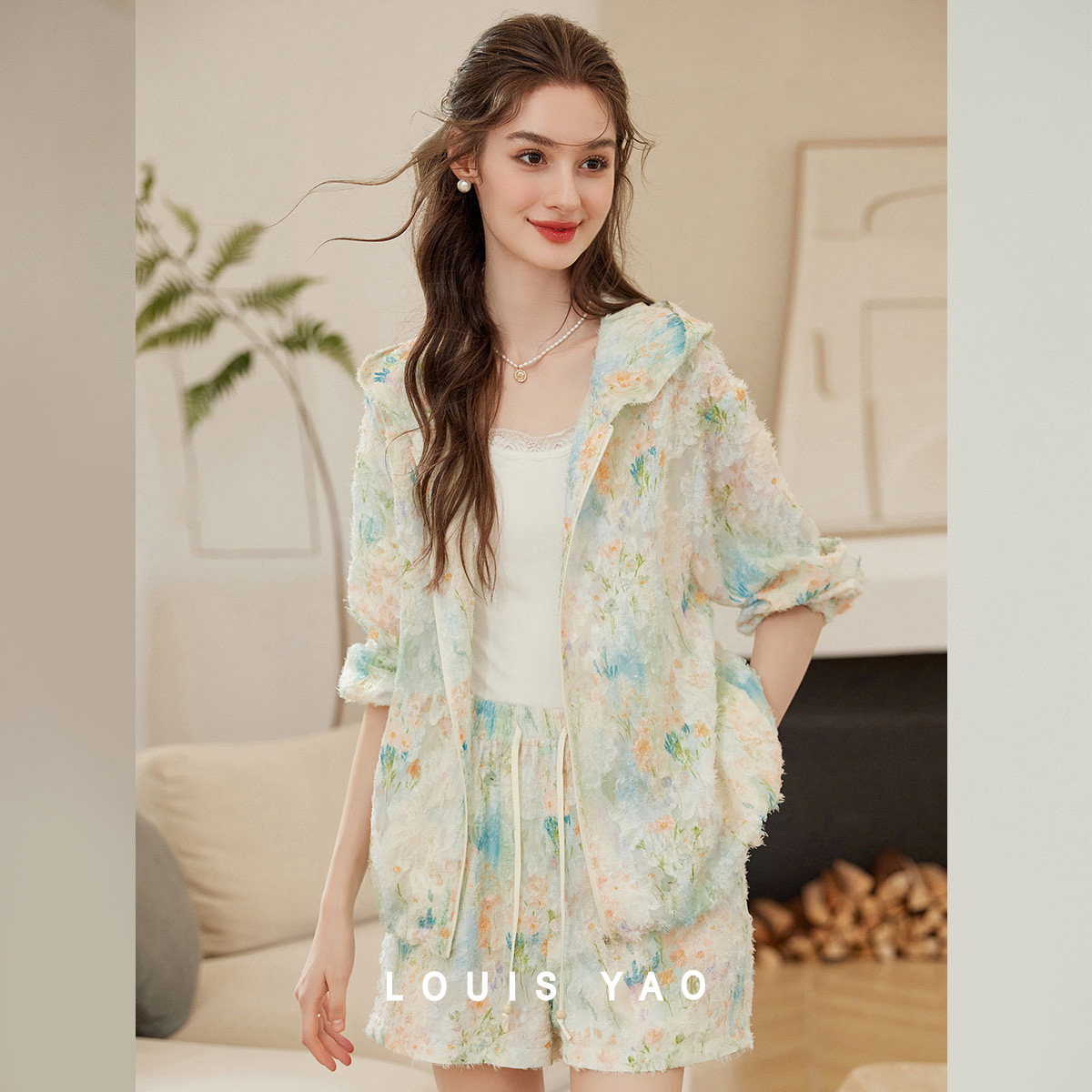 Summer Clothing Cheap - طقم نسائي من LOUIS YAO لربيع