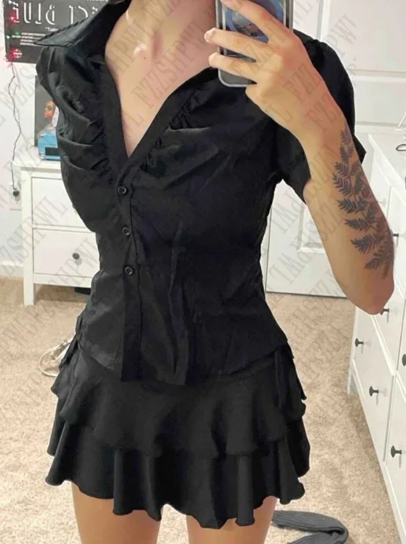 بلوزة نسائية بتصميم Y2K جرونج  - مراجعة Summer Goth Clothing وسعره